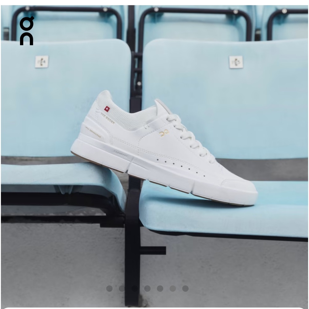 On Cloud The Roger Centre Court Sneaker